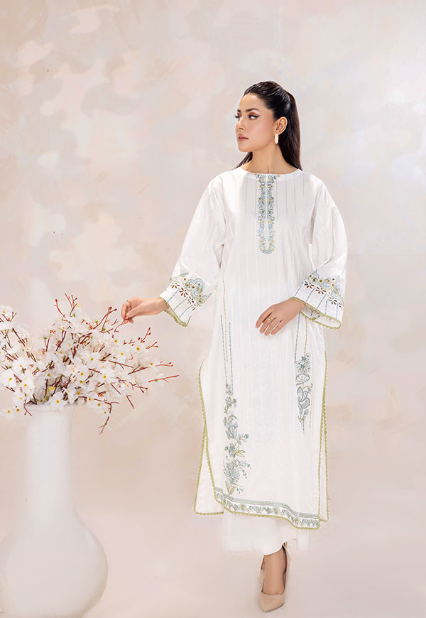 Safwa: Pakistani Brand for Unstitched & Ready to Wear Safwa: Pakistani Brand for Unstitched & Ready to Wear