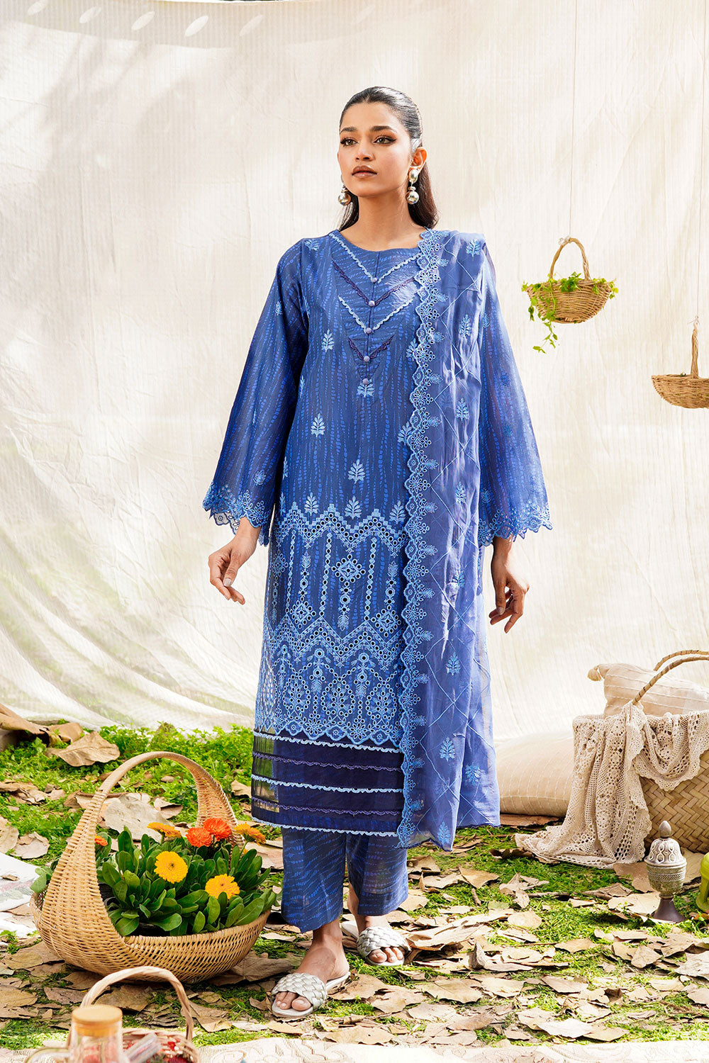 Online Shopping: Kurti, Dresses, Shalwar Kamez, Fashion | Safwa